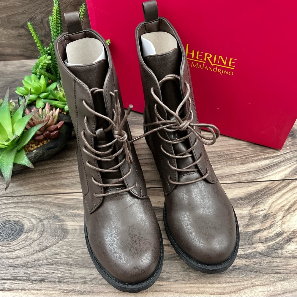 NIB Catherine Malandrino Booney Lace Up Brown Vegan Leather Combat Boots 8 - Picture 2 of 13